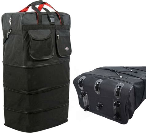 expandable duffle bag with wheels.